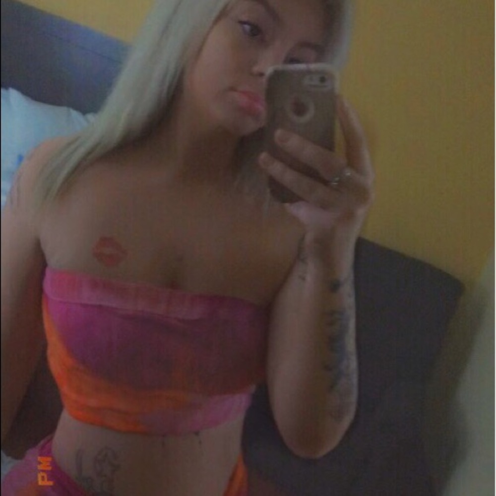 Meet your Posher, Jessica